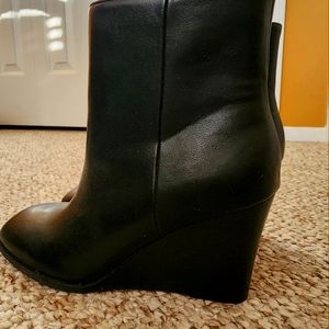 DV by Dolce Vita Rupart Bootie in black